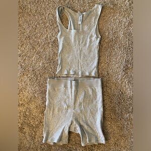 SKIMS Cotton Rib Boxer and Tank in Light Heather Grey